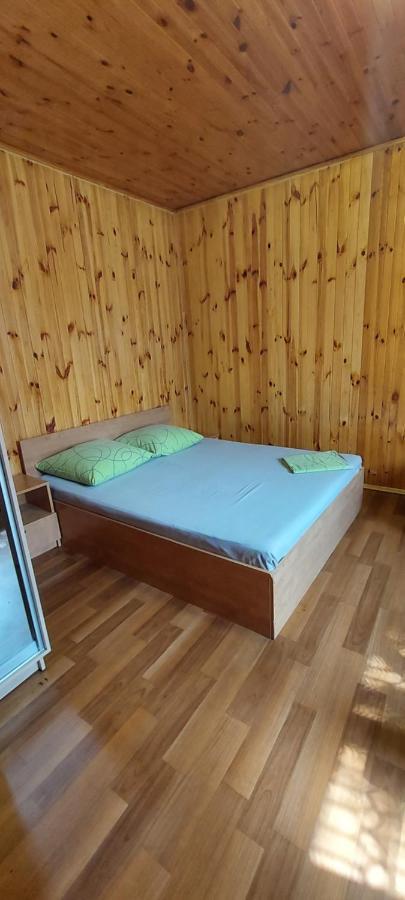 Holiday Home At Fedkovycha St. Киев Екстериор снимка